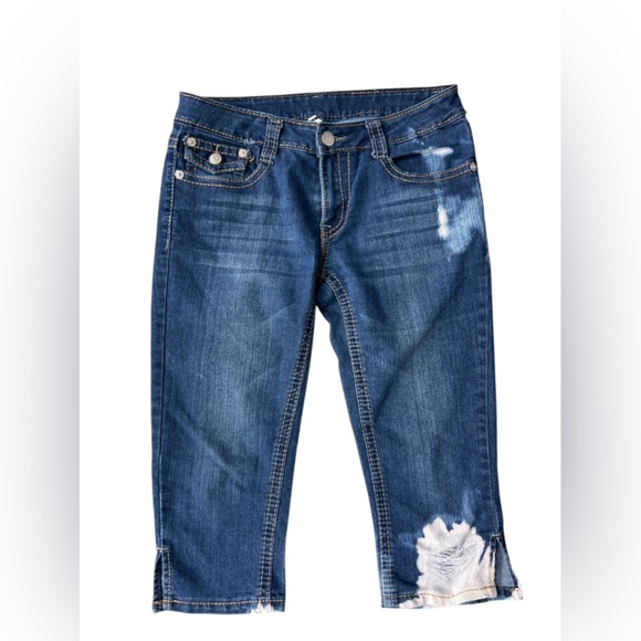 True Religion Women’s Capri Size 11 - Picture 1 of 10